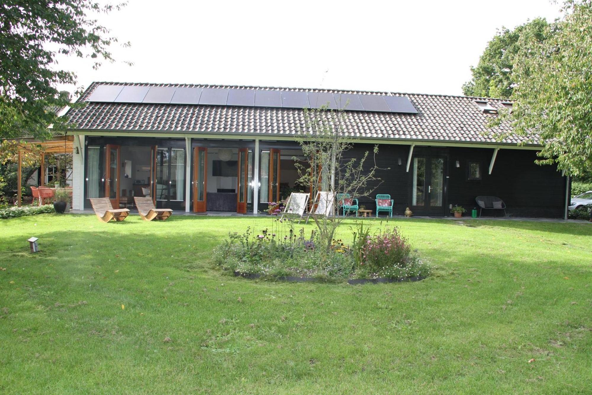 Willa Familiehuis De Betuwe Met Prive Kunstgras Tennisbaan En Sauna Erichem Zewnętrze zdjęcie